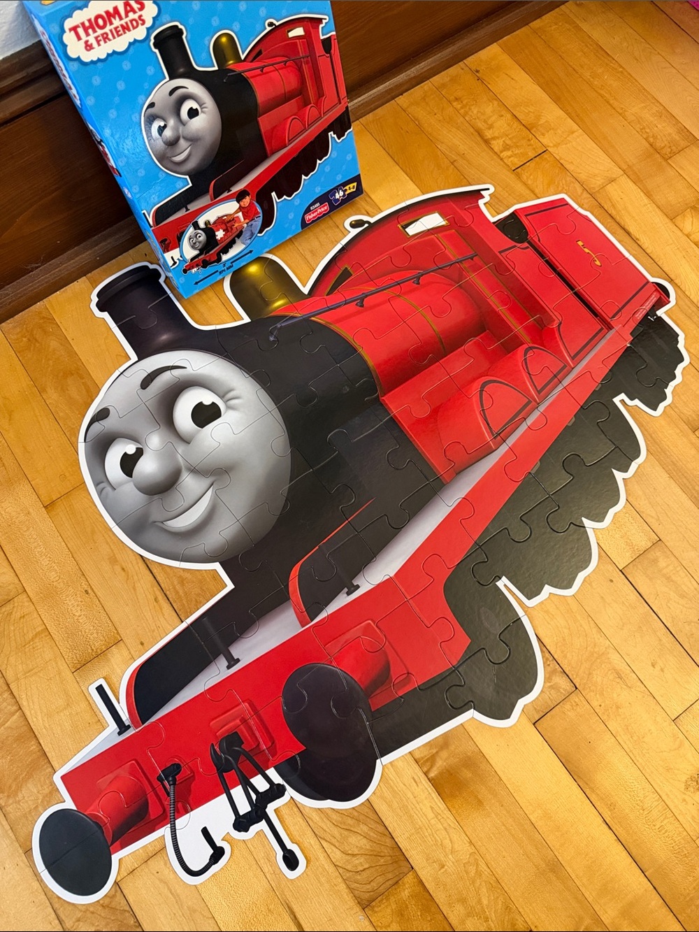 2009 Fisher Price Thomas & Friends My Size Puzzle XL